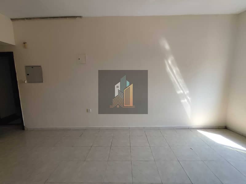 3 112279. jpg