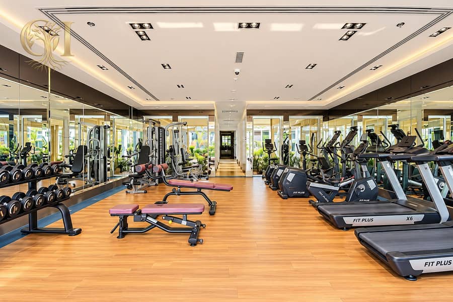 10 Bright Symmetrical Modern Fitness Center. png
