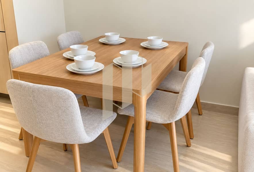 7 Minimal Scandinavian Dining Nook. png