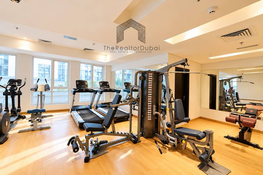 18 Bright Modern Residential Gym. png