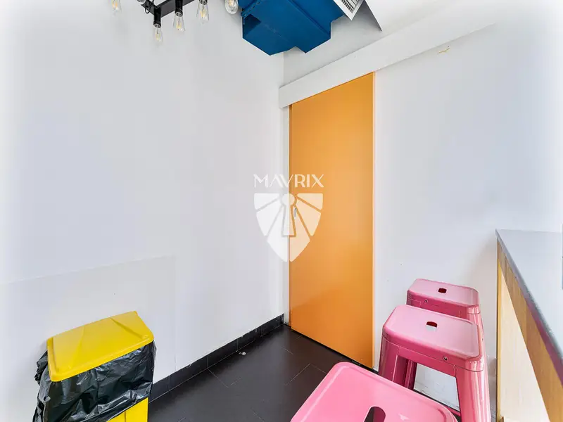 Fitted | Canal View | Vacant Soon | Extra Parking