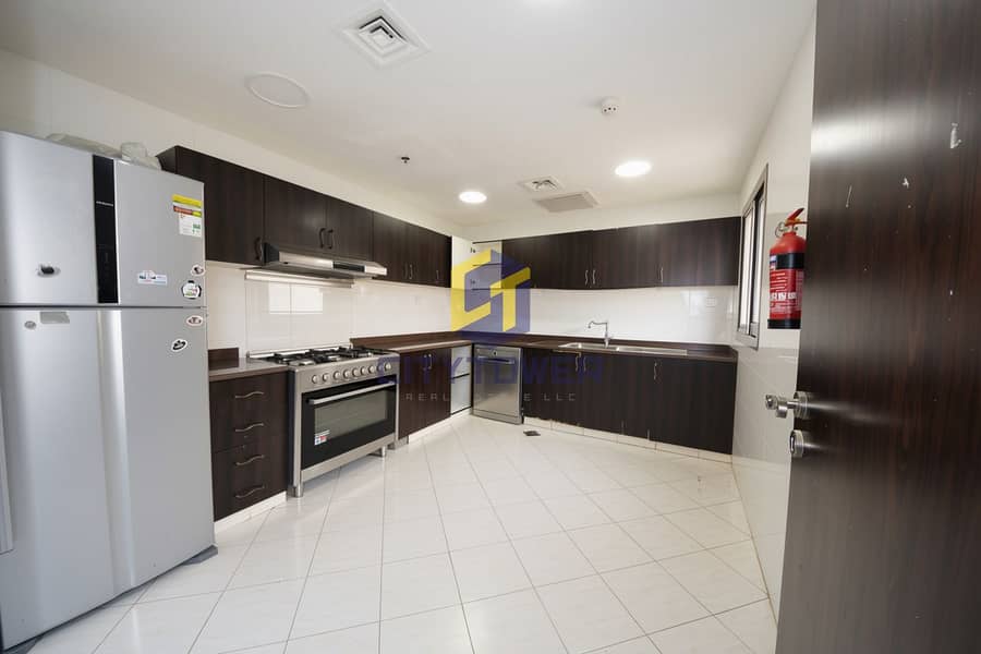 5 Al-Jaddaf-Noor-Al-Safa-Two-Bedroom-Large-Kitchen. jpg