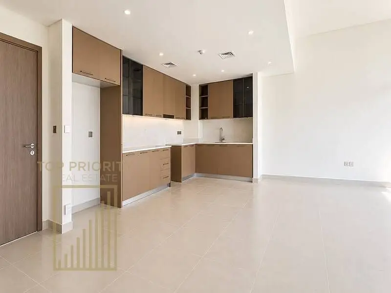Prime Location | Ready to Move | Sea View