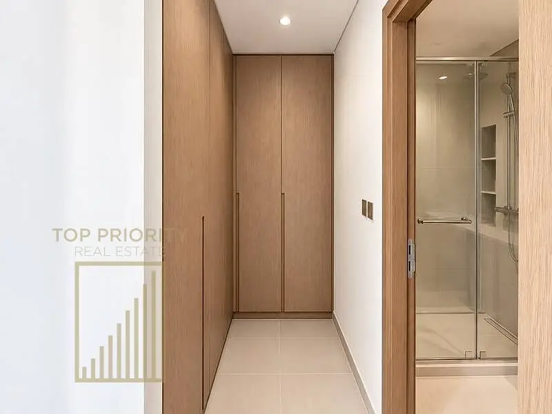 Prime Location | Ready to Move | Sea View