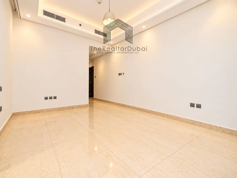 7 Modern Cream-Tiled Apartment Interior. png