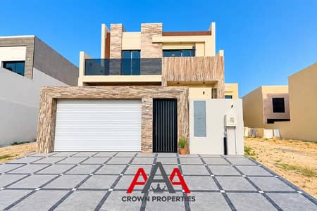 5 Bedroom Villa for Rent in Tilal City, Sharjah - 15654b7a-7ed4-4959-b313-20f64e86318c. jpg 5 Bedroom Villa for Rent in Tilal City, Sharjah - 15654b7a-7ed4-4959-b313-20f64e86318c. jpg