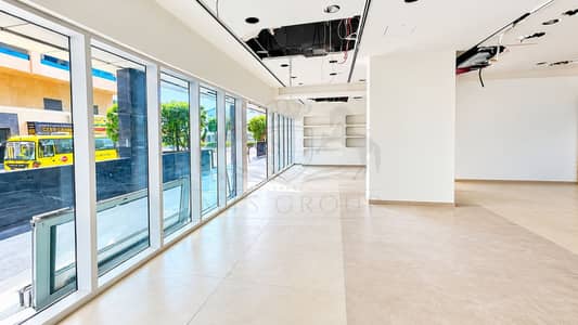 Shop in affitto a Al Barsha, Dubai - Bright Renovation-Ready Retail Interior (2). png Shop in affitto a Al Barsha, Dubai - Bright Renovation-Ready Retail Interior (2). png
