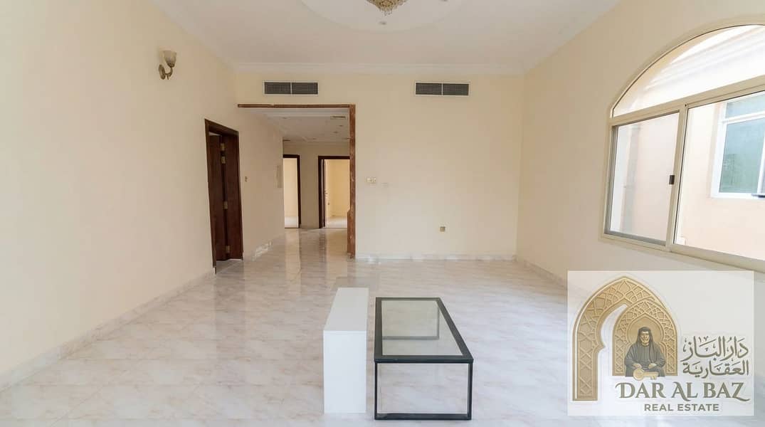 5 Enhance_real_estate_photo_20261023195302. jpg