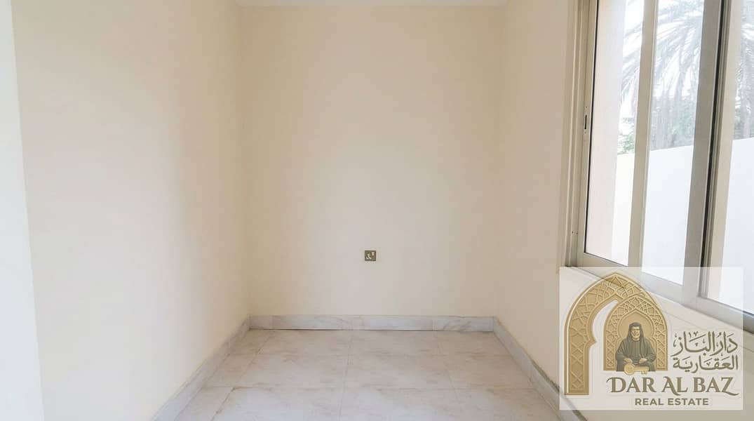 9 Enhancing_real_estate_listing_ph…_20261023192344. jpg