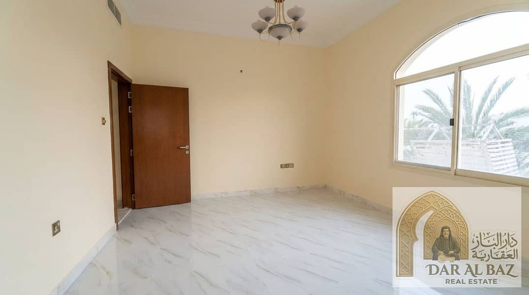 14 Enhancing_real_estate_listing_ph…_20261023195458. jpg