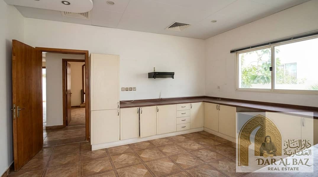 25 Enhance_real_estate_property_pho…_20261023191548. jpg