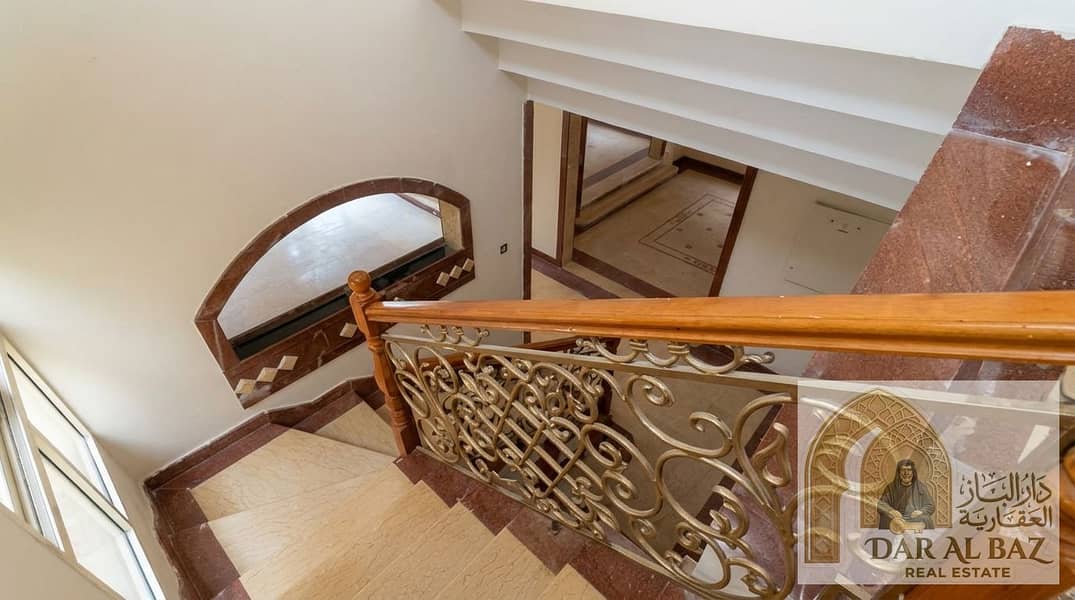 30 Enhancing_real_estate_listing_ph…_20261023193945. jpg