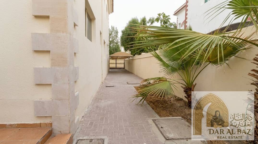 37 Real_estate_photo_enhancement_in…_20261023191204. jpg