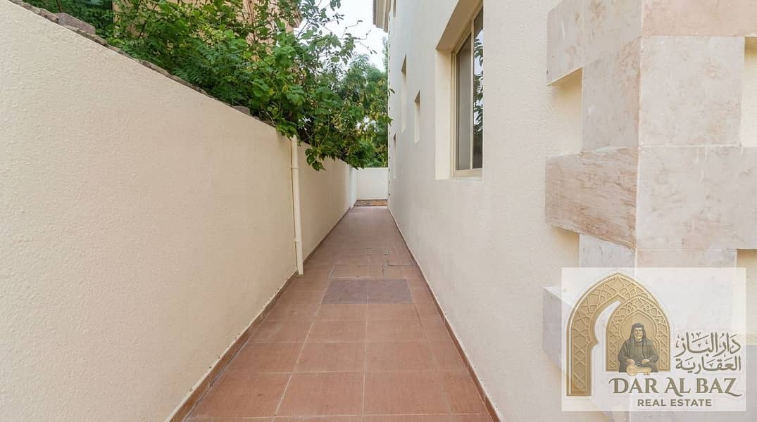 38 Real_estate_photograph_enhancement_20261023190814. jpg