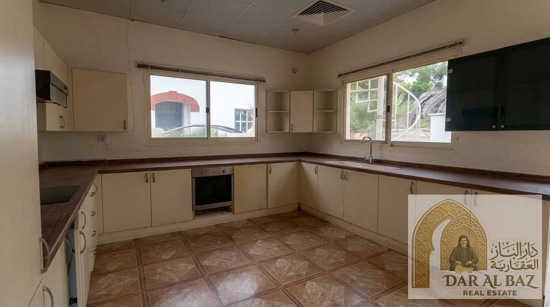 45 Enhancing_real_estate_photograph_20261023193219. jpg