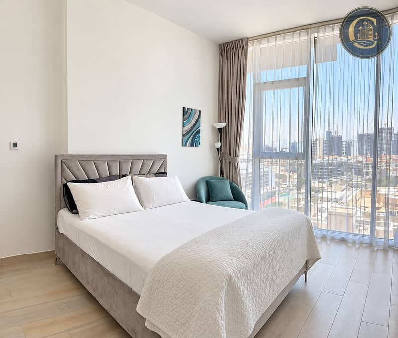Modern Bedroom with City Skyline. png Modern Bedroom with City Skyline. png