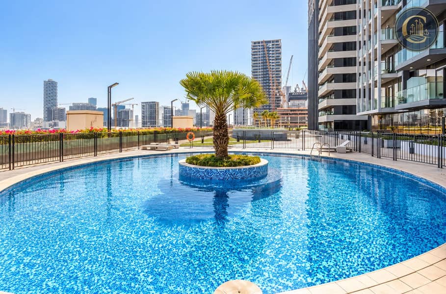 11 Luxury Urban Poolside Skyline. png