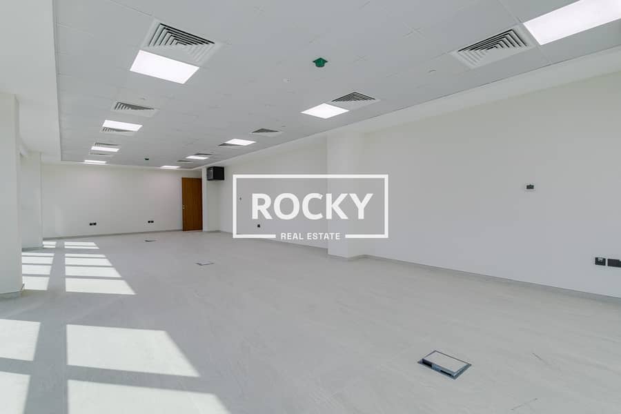 6 Rocky Office Al Barsha-4. jpg