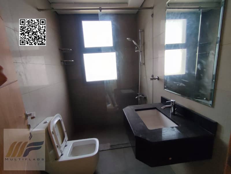 27 b5fc7e50-3d27-4e51-941d-46326fea80bf. jpg
