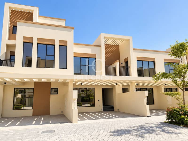2 Modern Townhouse Facade in Sunlight. png