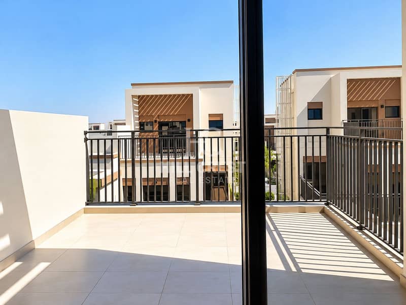 13 Sunlit Modern Townhouse Terrace. png