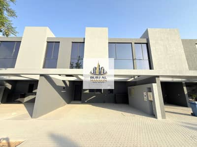 تاون هاوس 4 غرف نوم للايجار في مدينة تلال، الشارقة - 8638e3ae-a9be-460d-bd5c-b55f69d621fc. jpg تاون هاوس 4 غرف نوم للايجار في مدينة تلال، الشارقة - 8638e3ae-a9be-460d-bd5c-b55f69d621fc. jpg