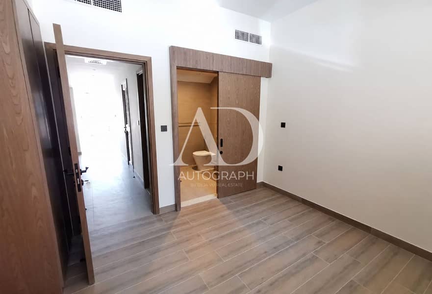 12 Clean real estate interior-7. png