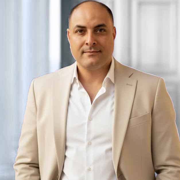 Ayman Zaghloul Ayman Zaghloul