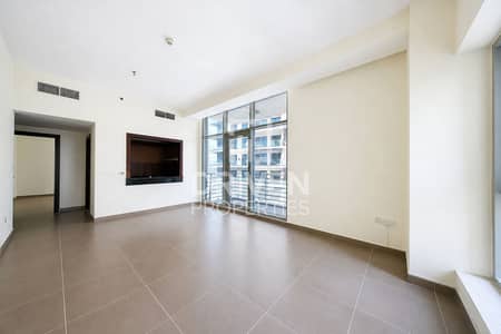 1 Bedroom Apartment for Sale in Business Bay, Dubai - Vast | Bright Apt | Canal and Burj Khalifa View