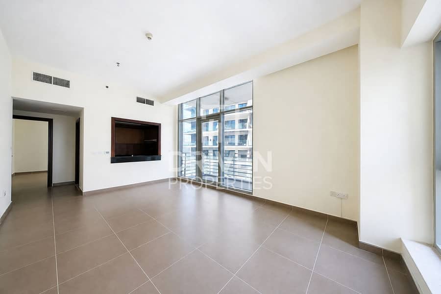 Vast | Bright Apt | Canal and Burj Khalifa View Vast | Bright Apt | Canal and Burj Khalifa View