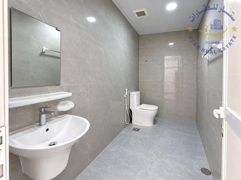9 Minimalist Gray Marble Bathroom. png