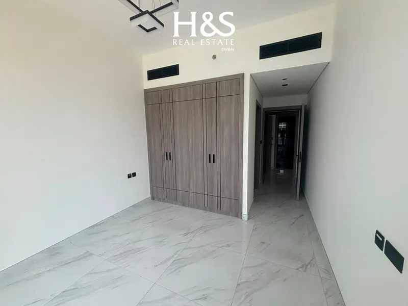 3 BR | Huge Balcony with Private Plunge Pool | Santorini