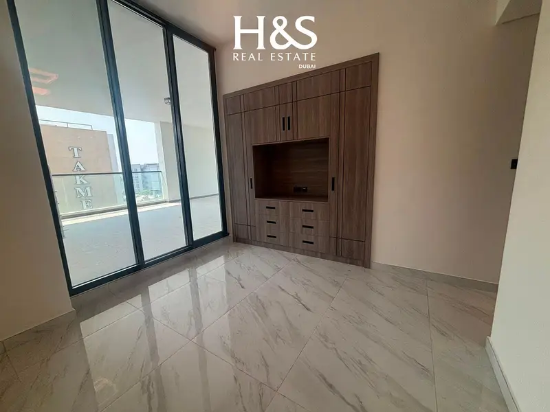 3 BR | Huge Balcony with Private Plunge Pool | Santorini