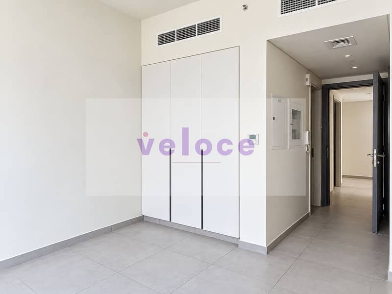 4 Minimalist Apartment Hallway and Wardrobe. png