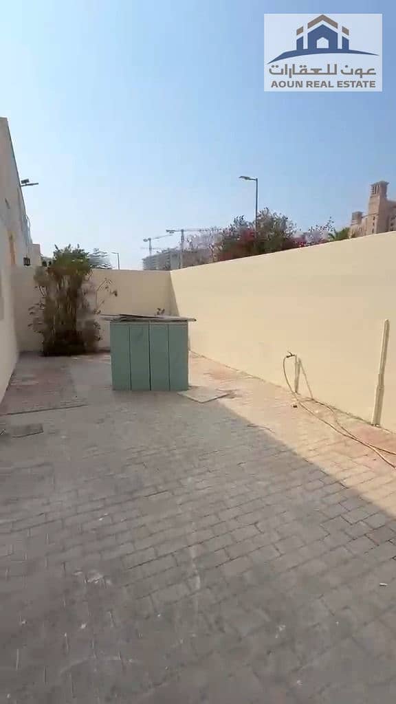 2 WhatsApp Video 2026-10-24 at 1.10. 19 PM_frame_0-27. jpg