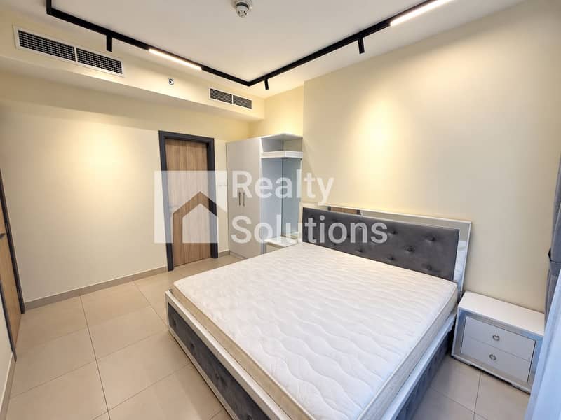 9 Minimalist Modern Bedroom Interior. png