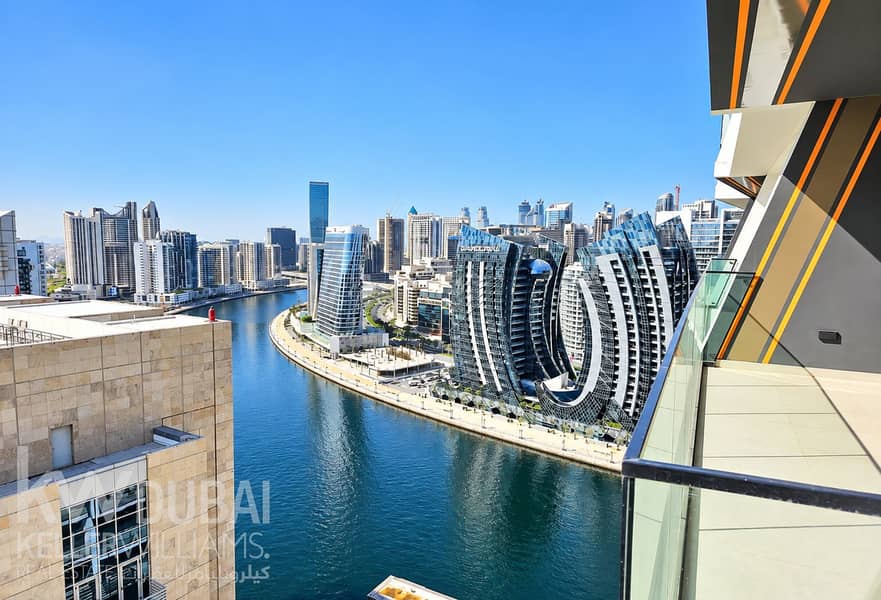 Dubai Marina Skyline from a Luxury Balcony. png Dubai Marina Skyline from a Luxury Balcony. png