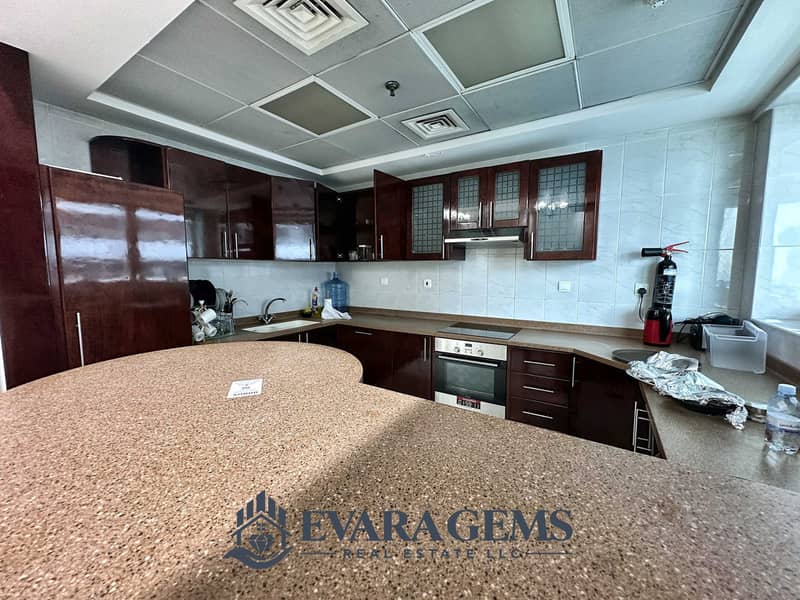 3 03-Kitchen-1. jpg