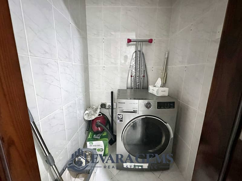 8 08-Laundry-Room. jpg