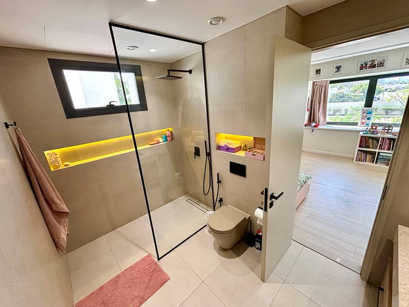 13 P03_02_Salle_de_bain. jpg