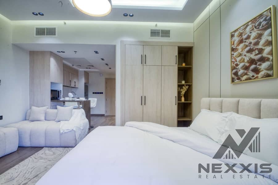 10 8f6a9a23-7766-4de6-a86c-1ae0d882c1b1. jpg