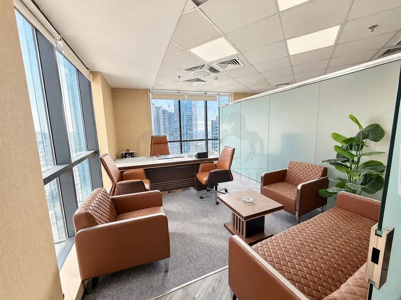Near Metro | Furnished | High Floor