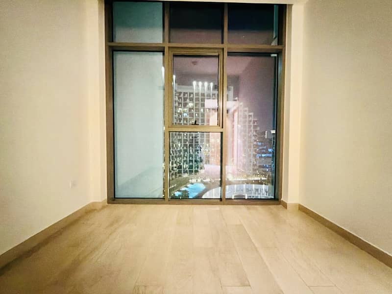 8 54ae17de-0eae-45a0-8edf-ad059fde3de8. jpg