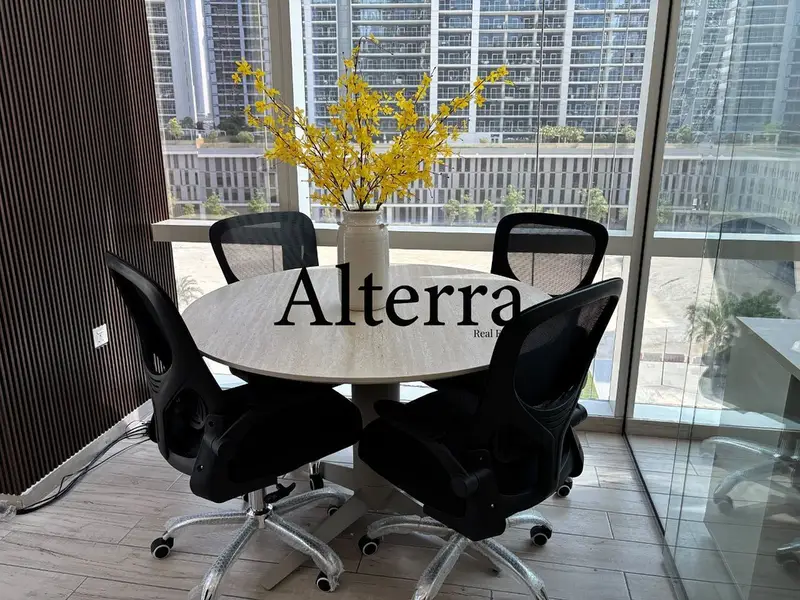 CORNER UNIT | FLOOR TO CEILING WINDOWS | FURNISHED