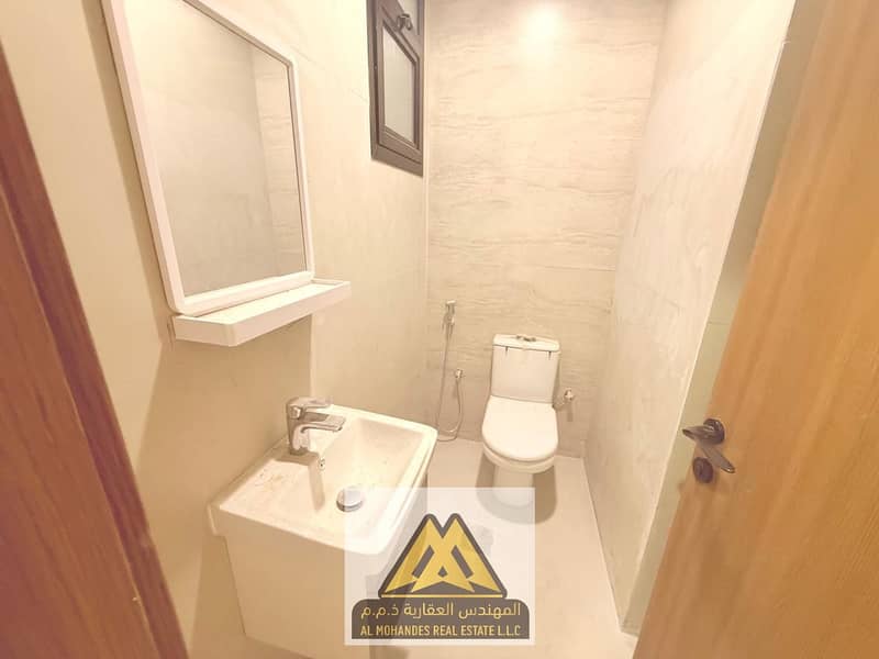 6 WhatsApp Image 2026-10-19 at 11.58. 09 (1). jpeg