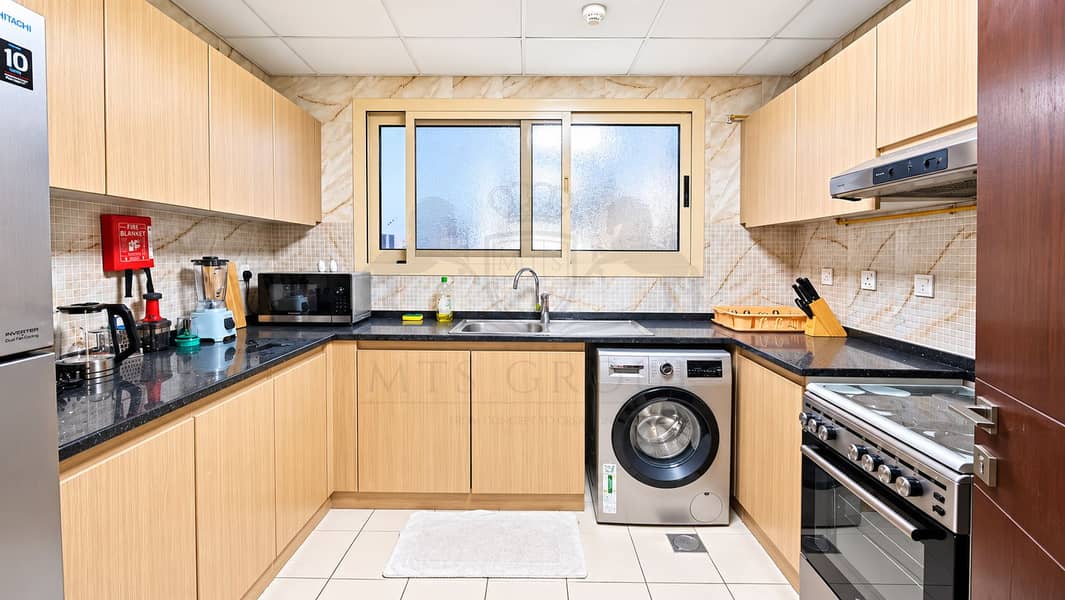 6 Modern U-Shaped Kitchen Interior. png