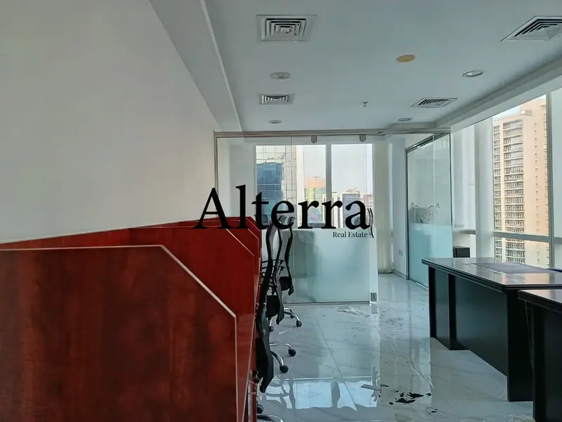 CORNER UNIT | GLASS CABIN | FLOOR TO CEILING WINDOWS