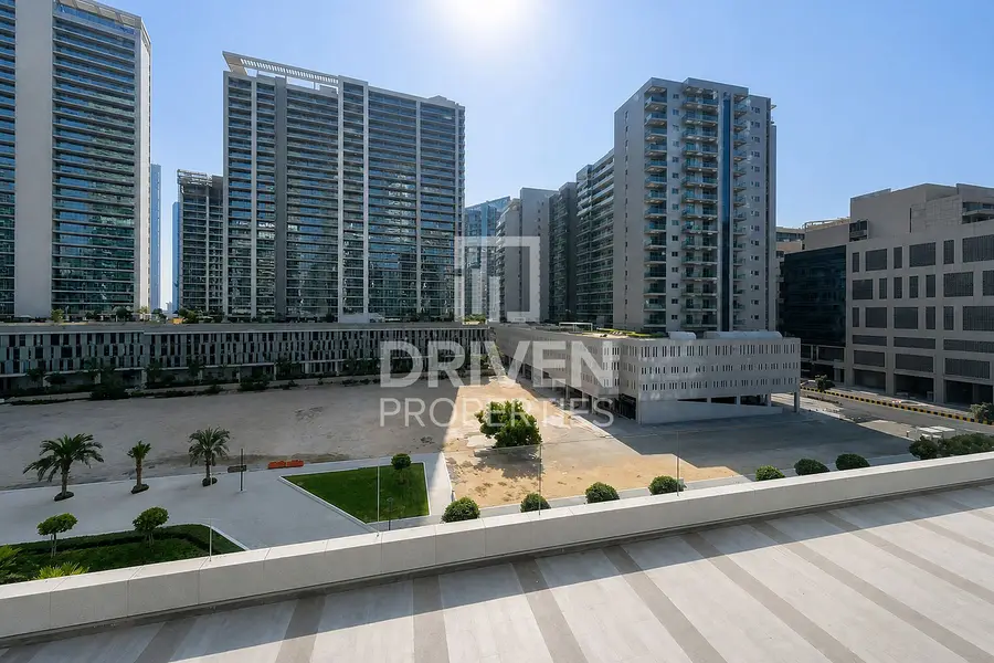 Corner Unit | Heart of Business Bay | Furnished