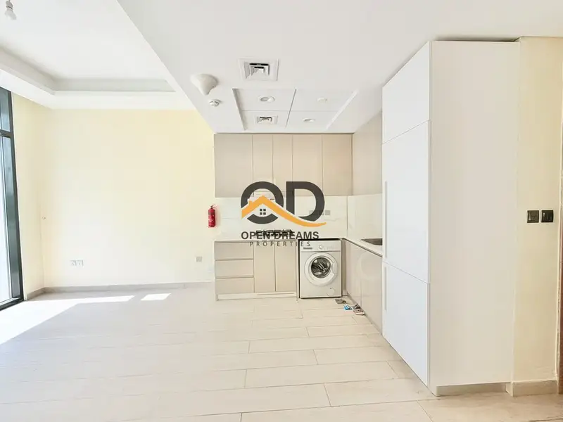 1-bedroom with terrace // Chiller Free // Spacious Layout