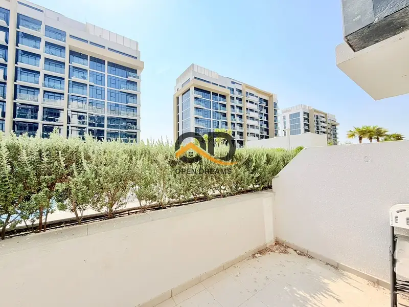 1-bedroom with terrace // Chiller Free // Spacious Layout